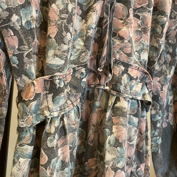 Vintage 1970’s Floral Dress - Picture 6 of 8